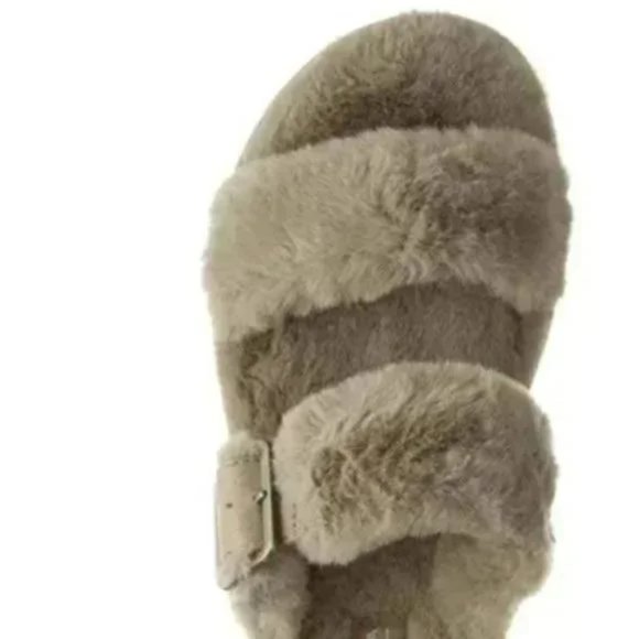 UGG Women's Faux Furr-ah Imported Flat Sandal - Picture 4 of 8